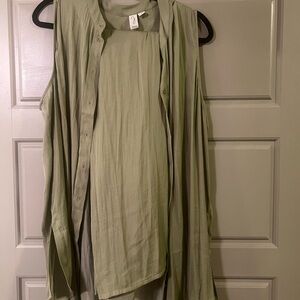 Olive Green Sleeveless Button-Up Blouse w/ matching wide  leg pants - SET